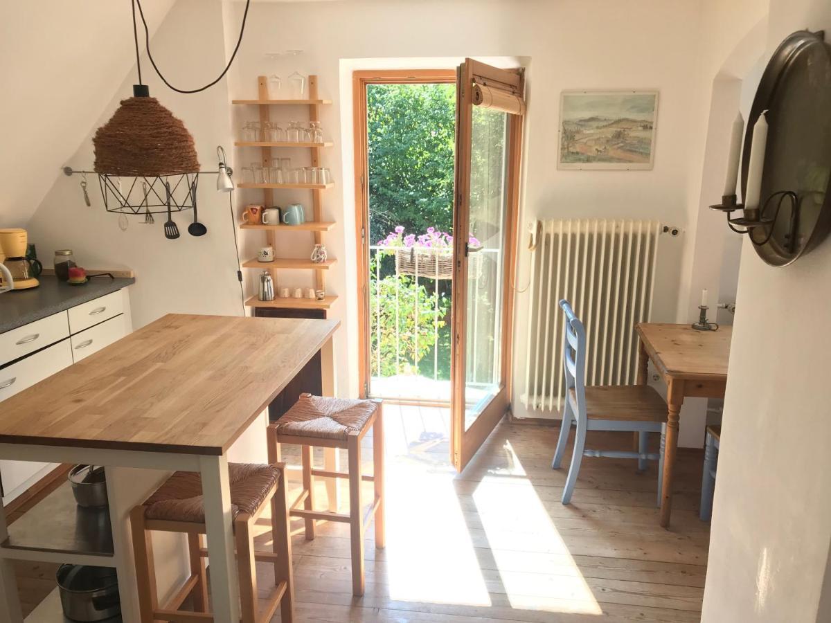 Charmante Altbau-Dg-Wohnung 慕尼黑 外观 照片