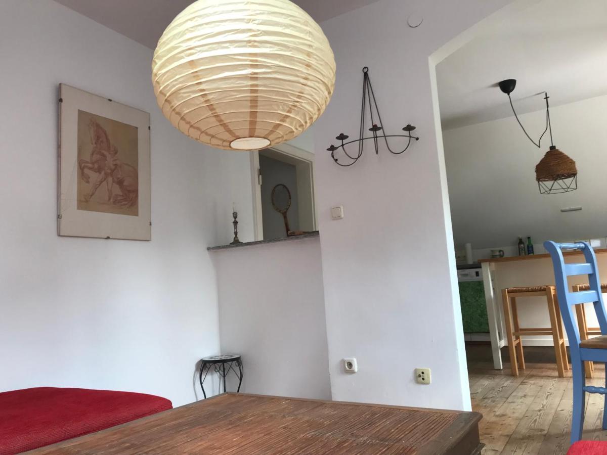 Charmante Altbau-Dg-Wohnung 慕尼黑 外观 照片